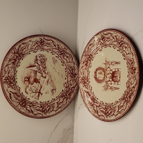 Set of 4 Restoration Hardware Holiday Tin Plates Christmas Red White Winter - Picture 9 of 10